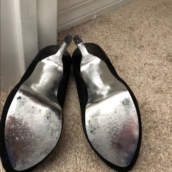 H by Halston Black Pumps - Picture 4 of 4